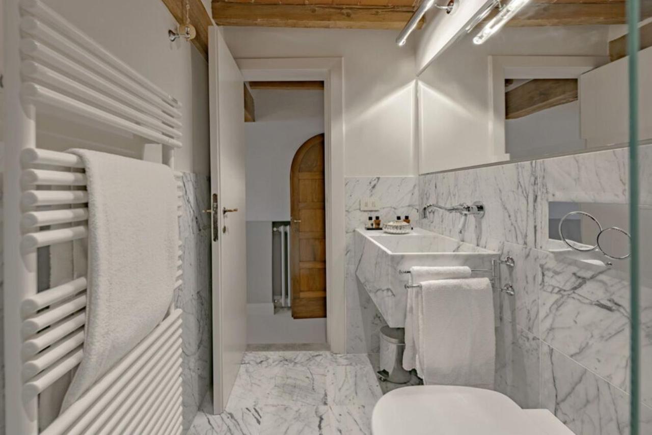 Charming Altana With Tower View Apartamento